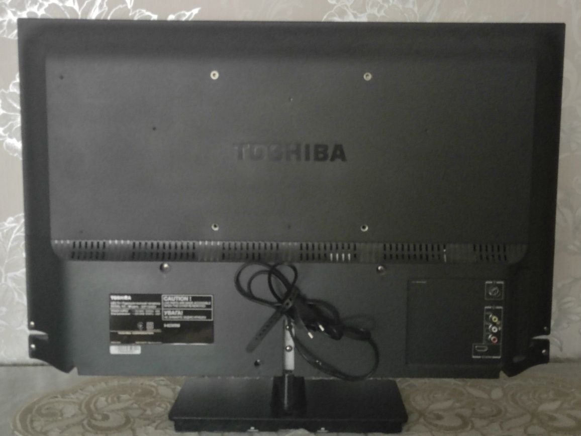 Телевизор Toshiba 32 дюйма