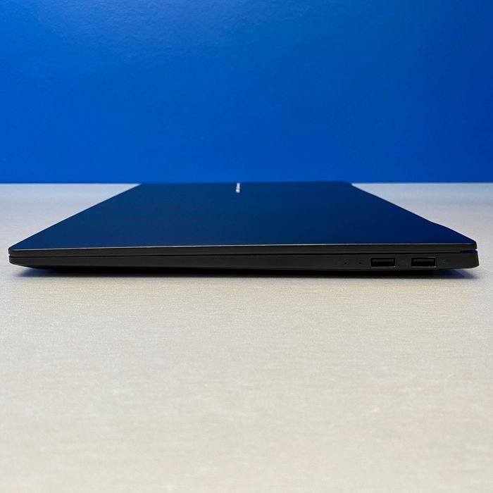 ASUS VivoBook S 15 OLED - 15.6" 2.8K (Ryzen AI 9 365/32GB/1TB SSD)