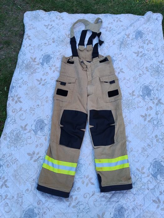 Nomex ubranie specjalne strażaka