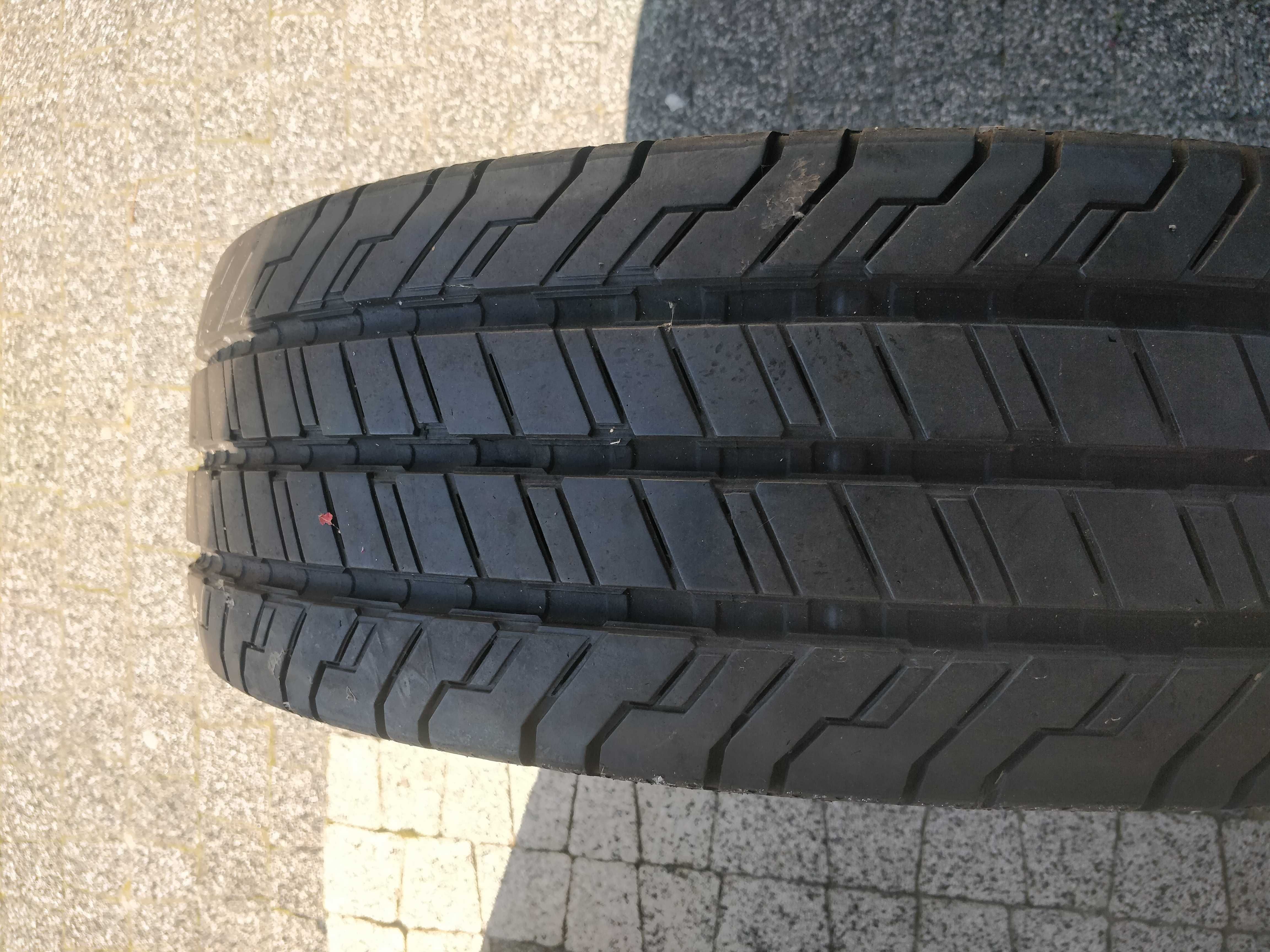 Continental ContiVanContact 100 215/70 R15 wzmocnienie (C) jak nowa