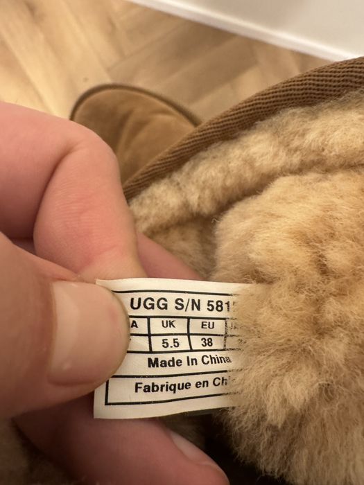 Kozaki śniegowce botki trzewiki UGG S/N 5815 EU38