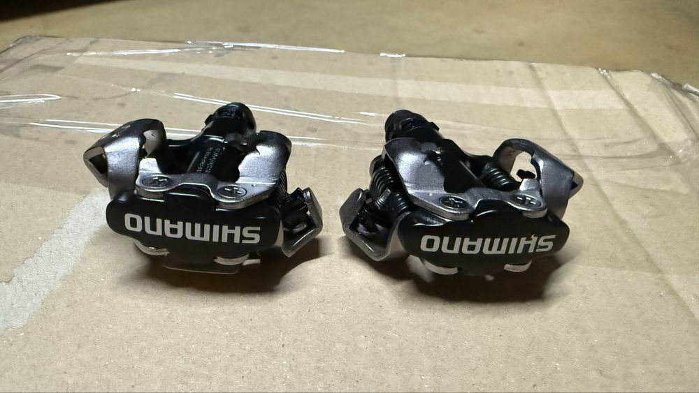 Pedais shimano m520