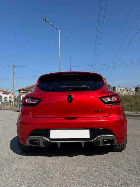 Renault Clio IV RS 200CV