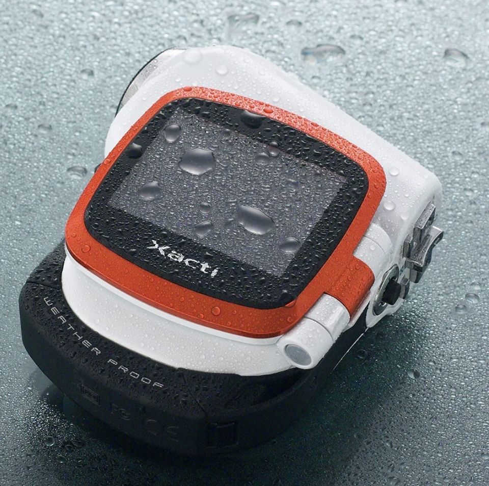 Sanyo Xacti VPC-CA6 Weatherproof Digital Camcorder Orange