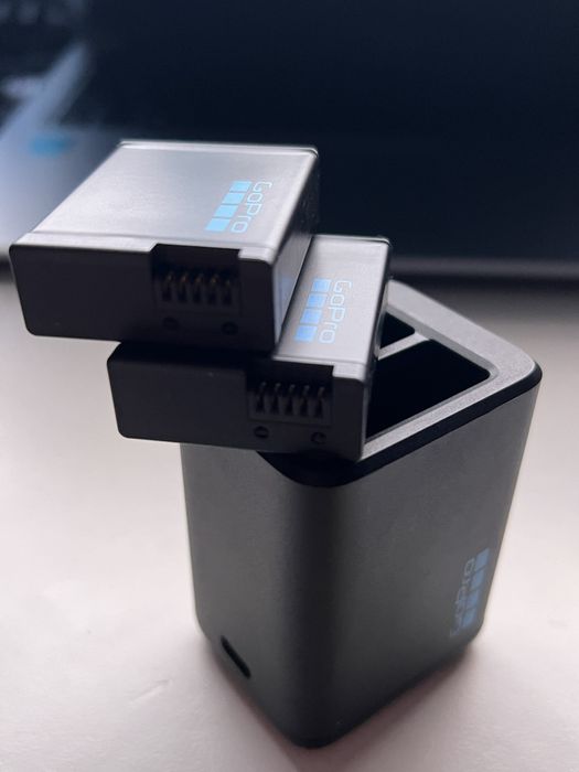 Ladowarka HUB BOX + 2x Alumulator Bateria GoPro Enduro 13 Oryginalne