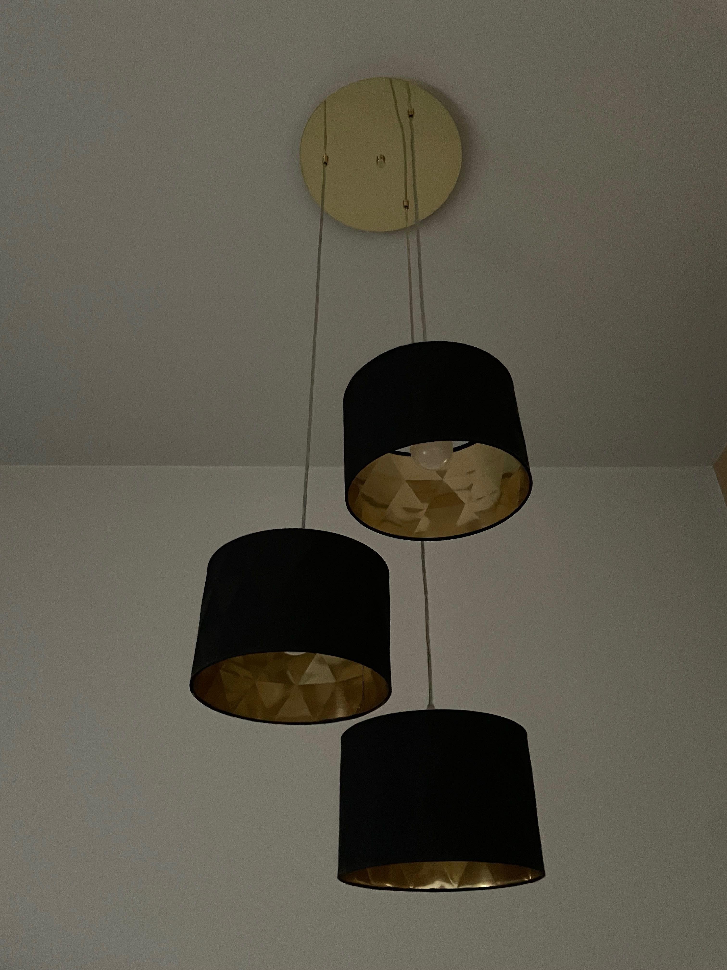 Lampa wisząca czarno-złota