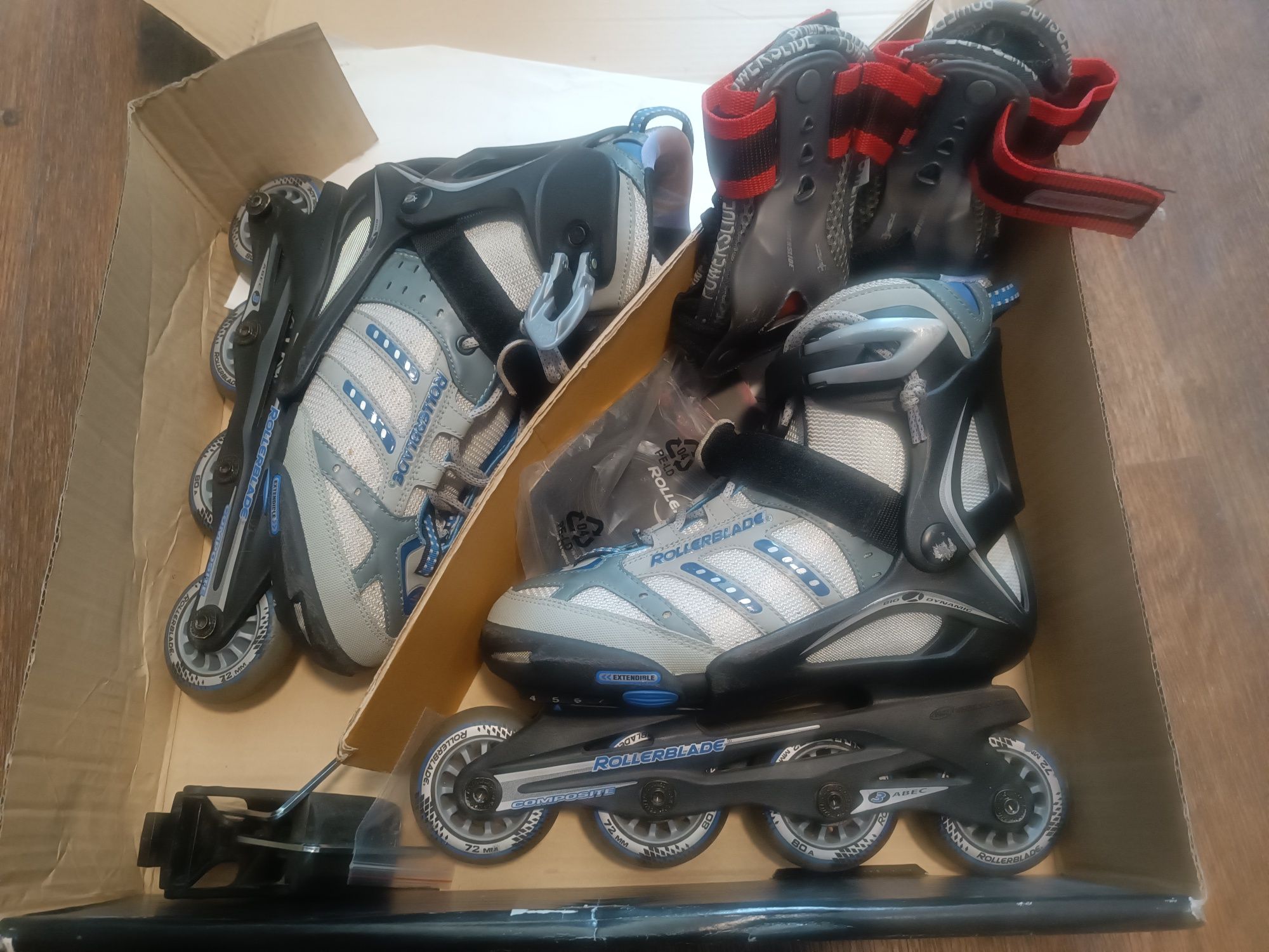 Ролики Rollerblade 2 (22.5 см - 25.5 см) + защита для кистей