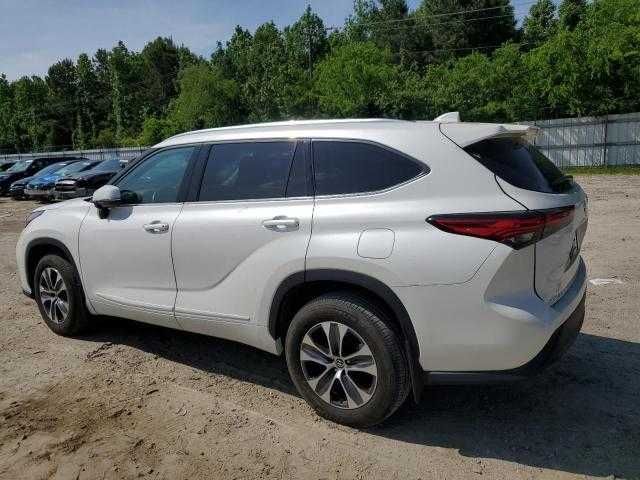 Toyota Highlander Xle 2021 року випуску