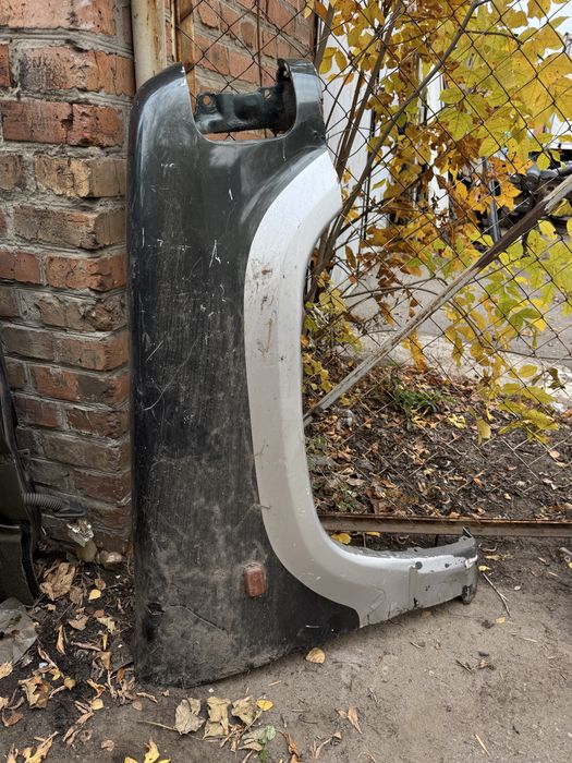 Переднє праве крило Opel Monterey