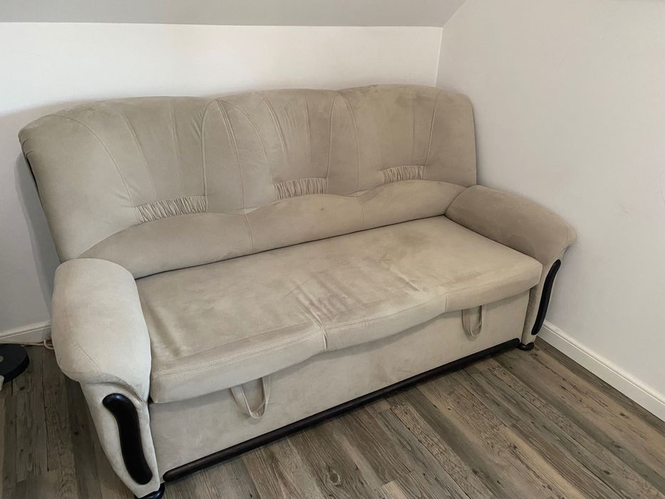 Kanapa dwuosobowa z funkcją spania - pilne!