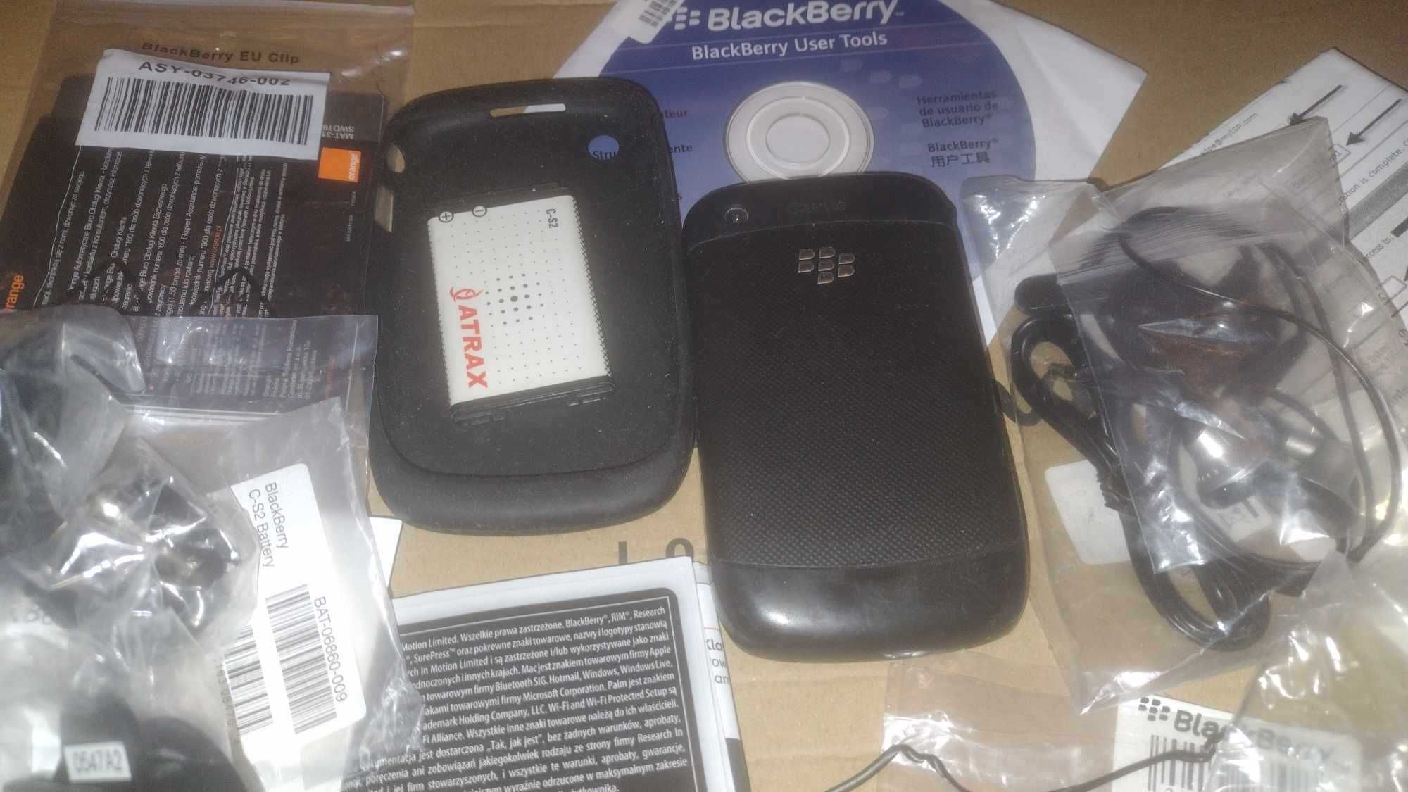 Dwa BlackBerry .