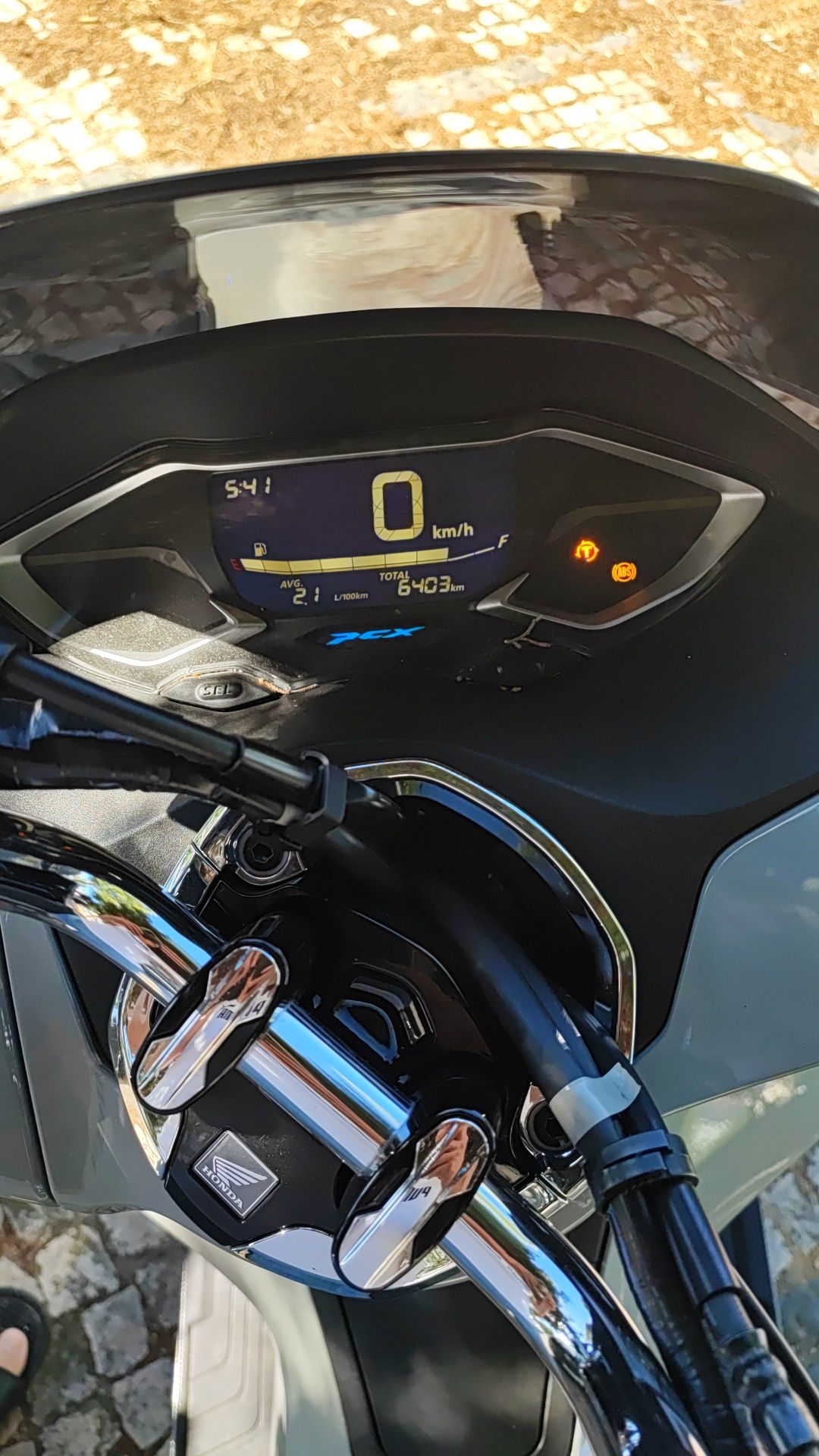 Honda PCX 125 com revisão feita