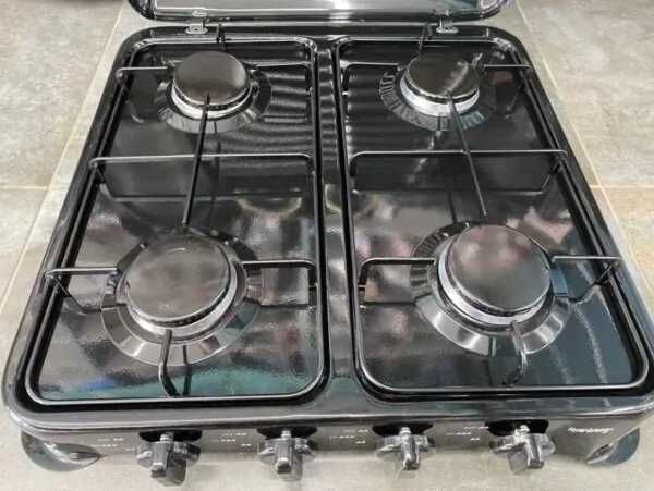 Бытовая газовая плита на 4 конфорки с крышкой Rainberg RB-2227 Черный