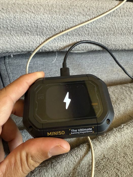 Miniso tradutor em tempo real