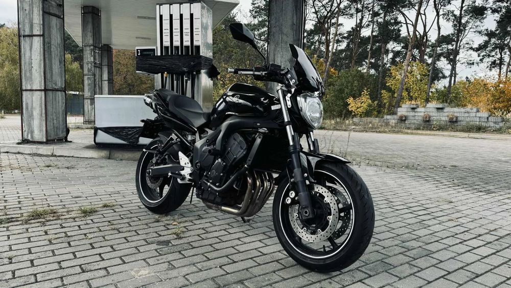 Yamaha FZ6 FZ6N S2 FAZER 98 KM, LED, wydech Leo Vince, masa dodatków, po serwisie