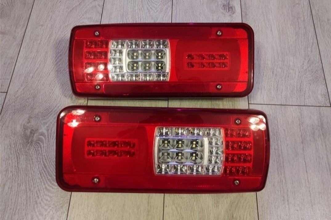 Komplet lamp Mercedes Sprinter w907 w906 lampy tył LED Ori eo