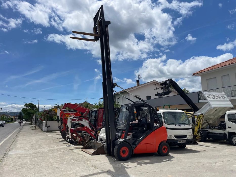 Linde Fenwick H 30D - Empilhador