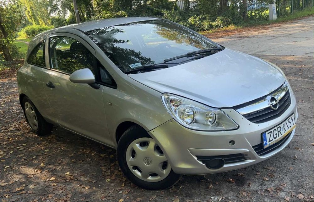Opel corsa 2009 rok nowe oc nowy przeglad