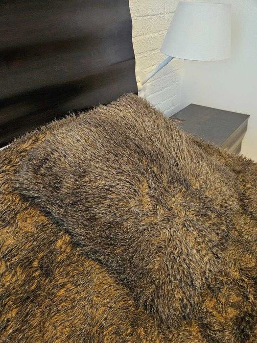 Kapa narzuta na łóżko plus dwie poduszki Almi Decor