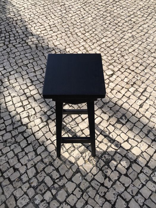 Banco Alto Carvalho Puro