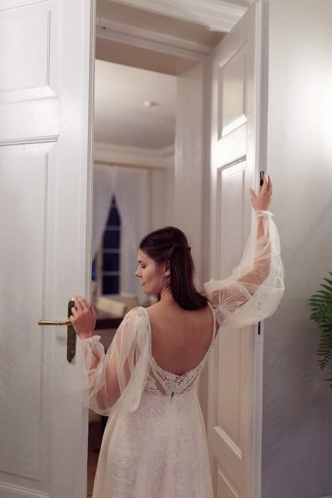 Suknia ślubna S w kolorze pastelowego różu