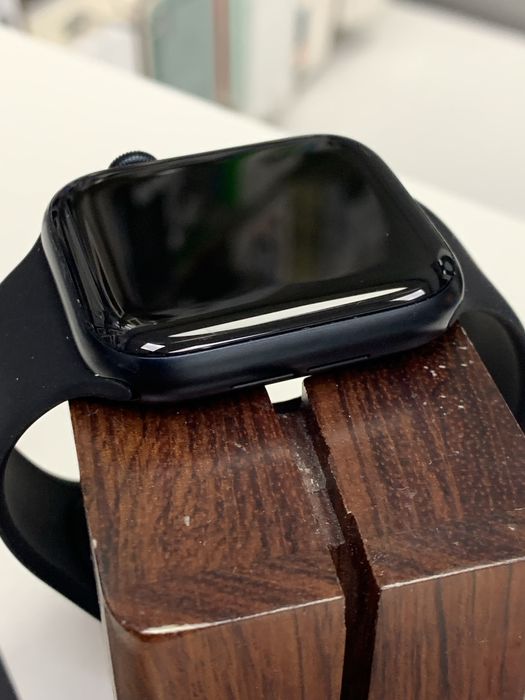 Оригінальні apple watch series Se 2 44 mm