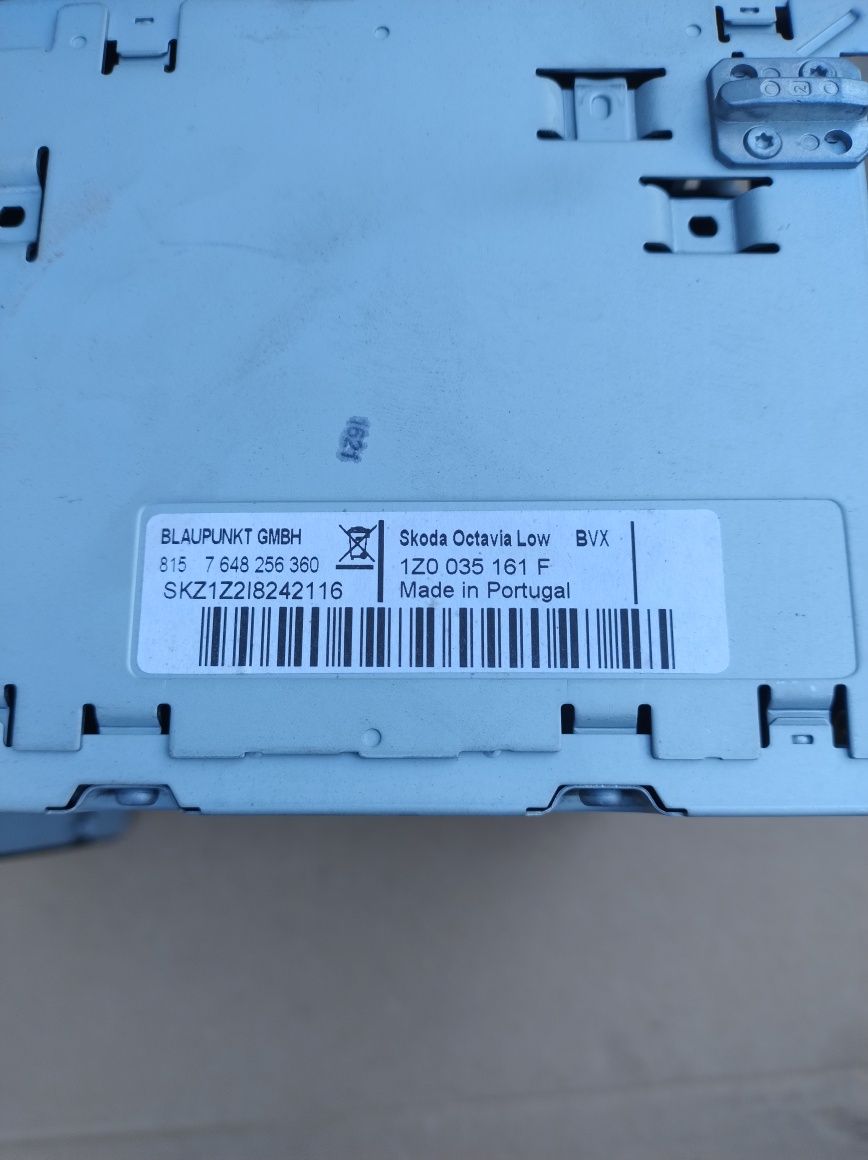 Radio CD ramka Skoda Octavia II