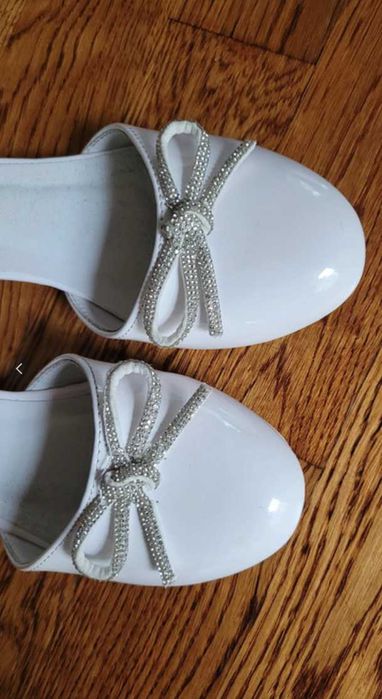 Buty komunia komunijne, białe pantofelki rozm.36 stan idealny