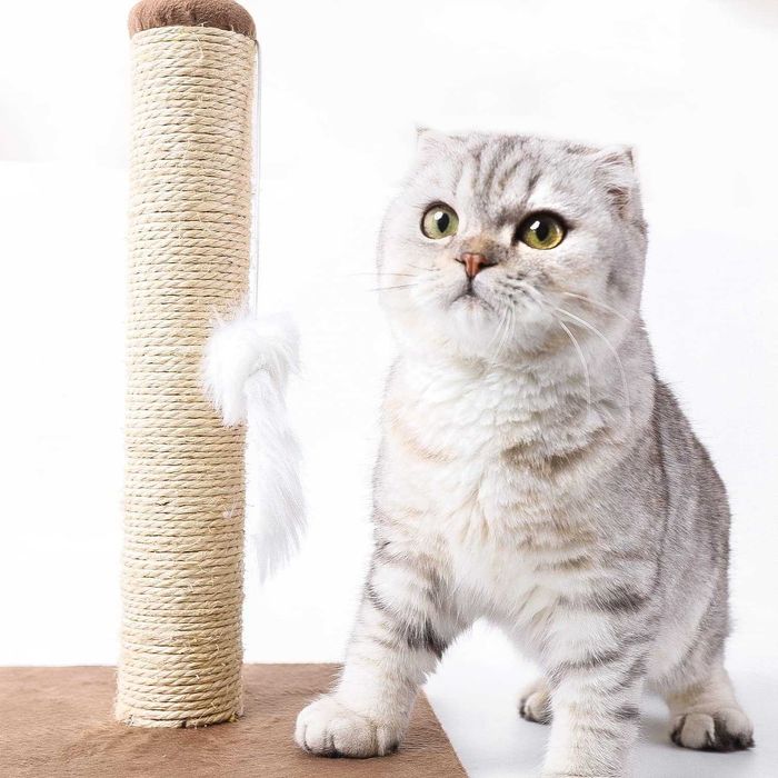 Poste Arranhador para gatinhos com brinquedo  25 x 35 cm - NOVO SELADO