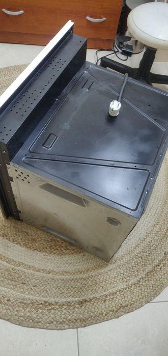 Forno elétrico Teka.