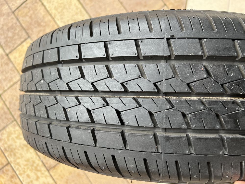 BrIdgestone duravis 215/65R15C