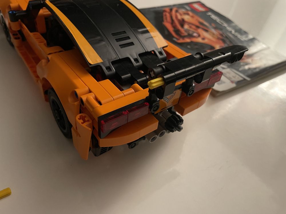 Lego technic 42093 Chevrolet Corvette