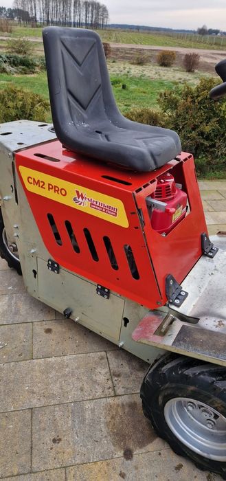 Westermann CM2 Pro podgarniacz paszy zgarniacz ruszt obornika Honda gx