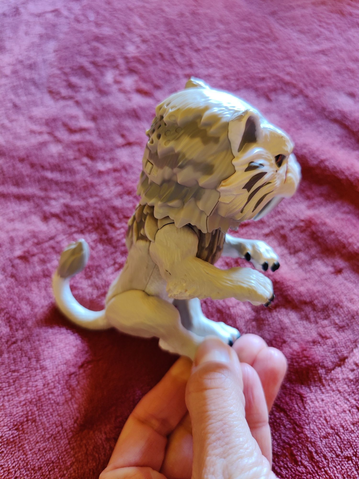 Fingerlings Tiger Silvertooth.Tygrys interaktywny-dźwięk,ruch