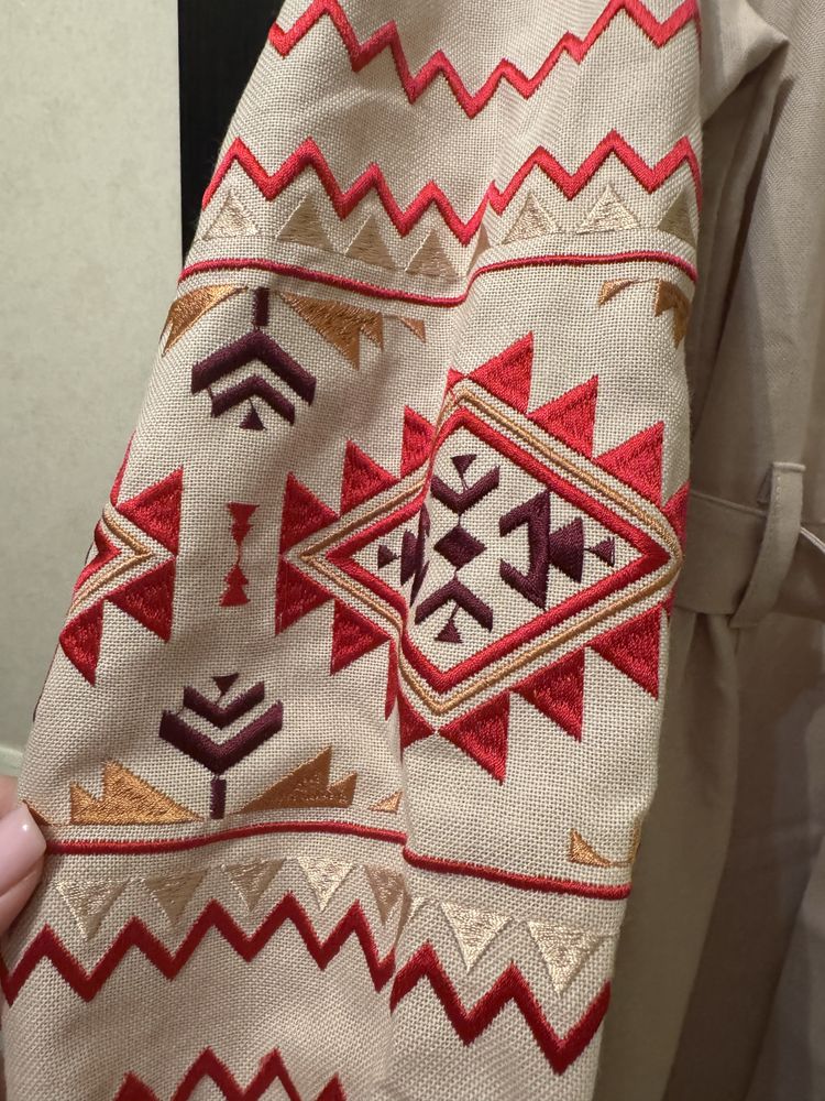 Вишита сукня Ptaha