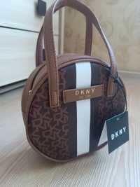 Продам жіночу сумку DKNY