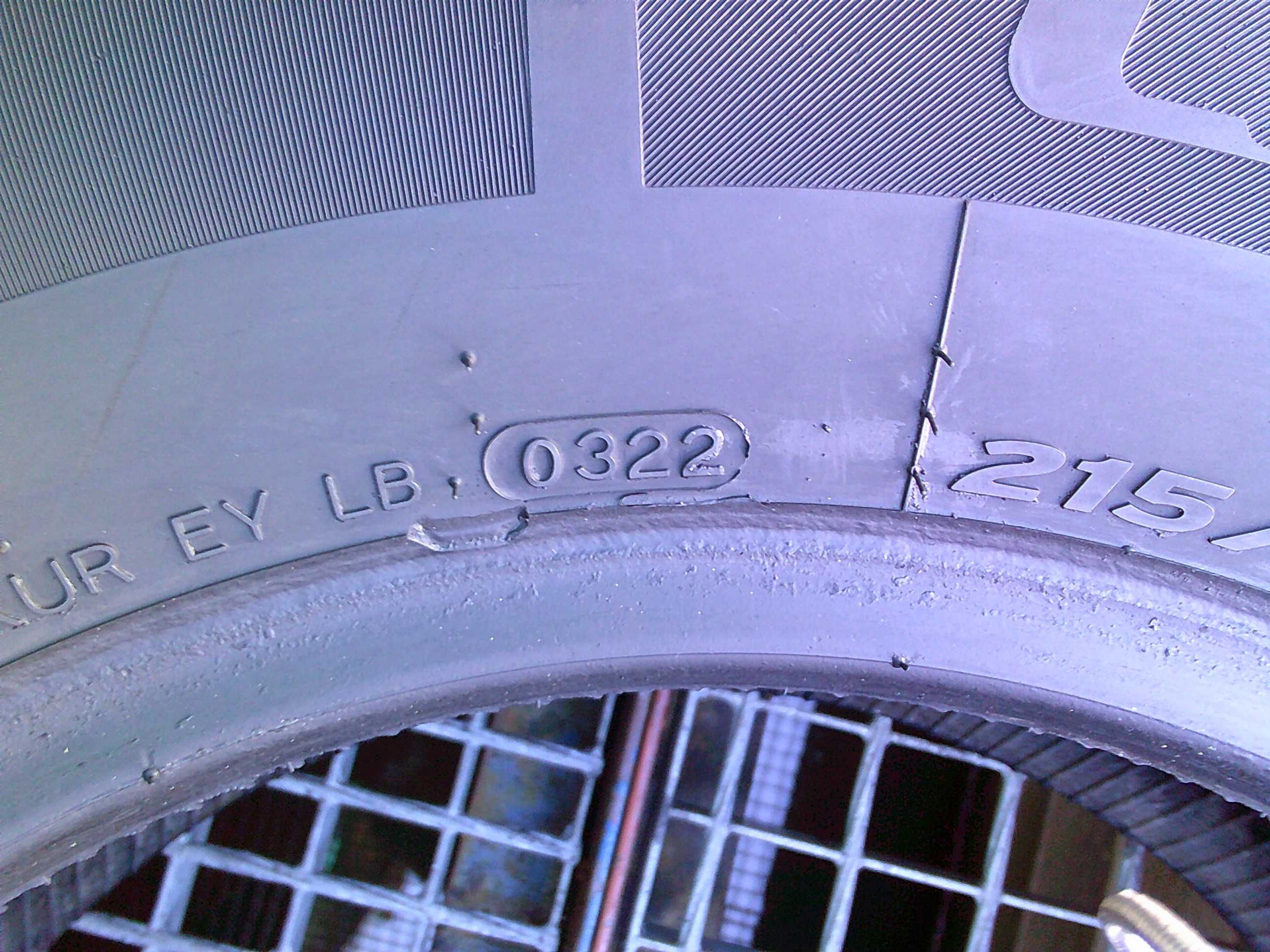 Opony 215/70/15C Laufenn 2szt