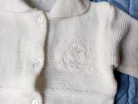 Sweterek rozpinany biały elegancki- rozmiar 68/74