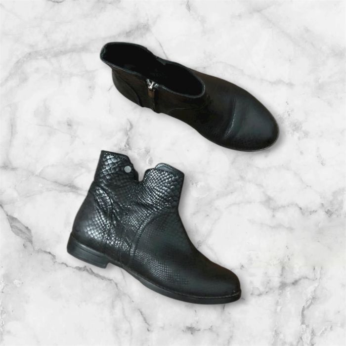 Ochnik botki 37 jak skóra węża, solidne