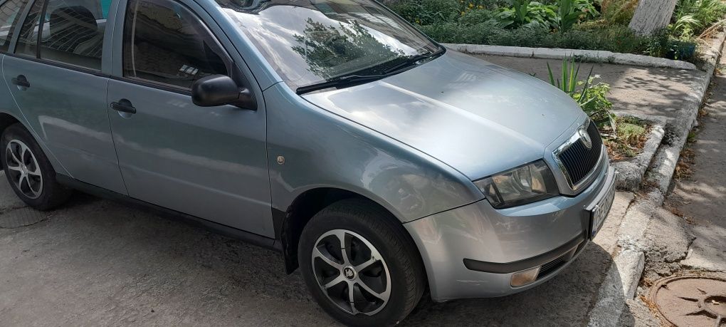 Продам  свой автомобиль