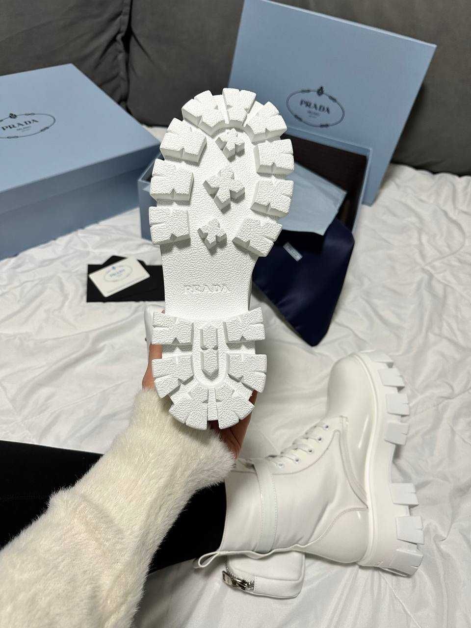Prada Boots Premium Zip Pocket White 157