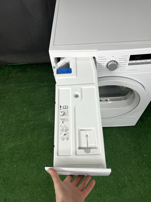 Сушильна машина Siemens IQ700 A+++