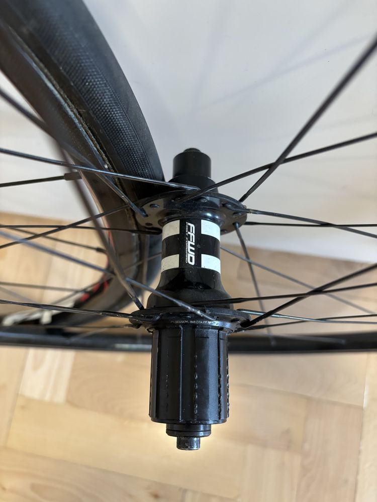 FFWD F2R koła szosowe carbon