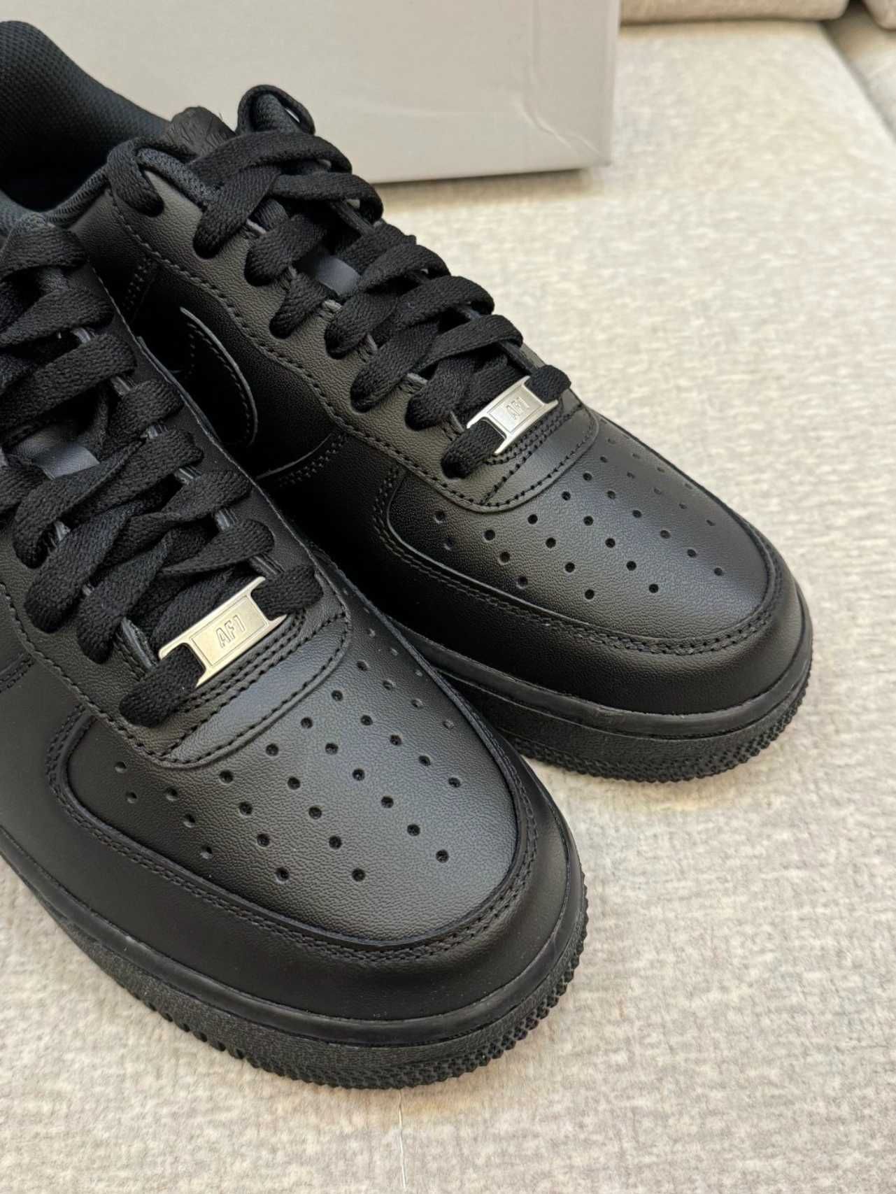 Nike Air Force 1 Low '07 Black Rozmiar.45