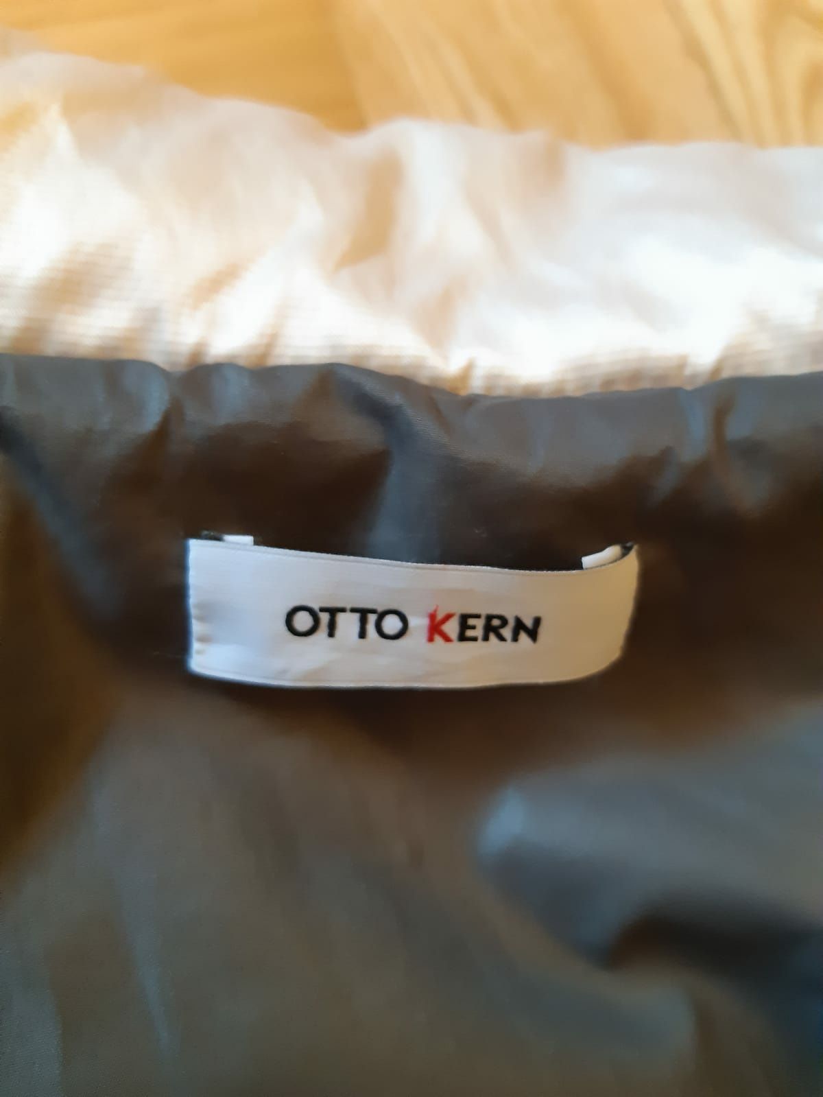 Kurtka beżowa Otto Kern roz 38 super jakość