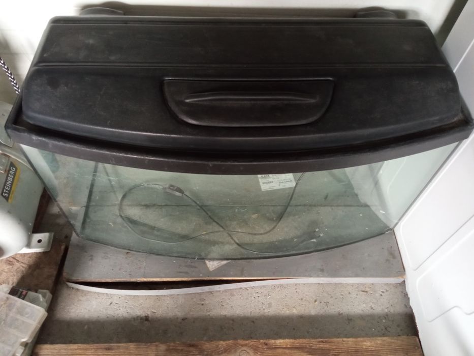 Akwarium panoramiczne 100l. Bez pokrywy