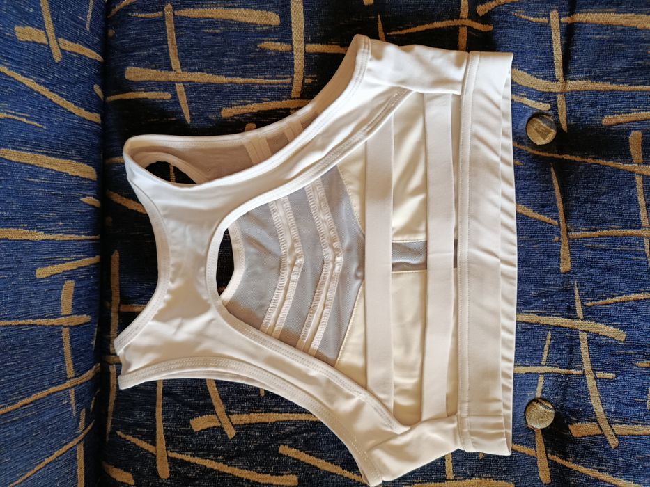 Женский белый топ  с прозрачными вставками размер S