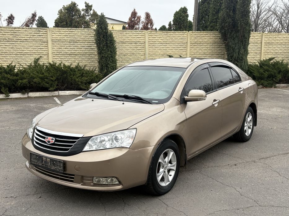 Гарна Geely Emgrand 7