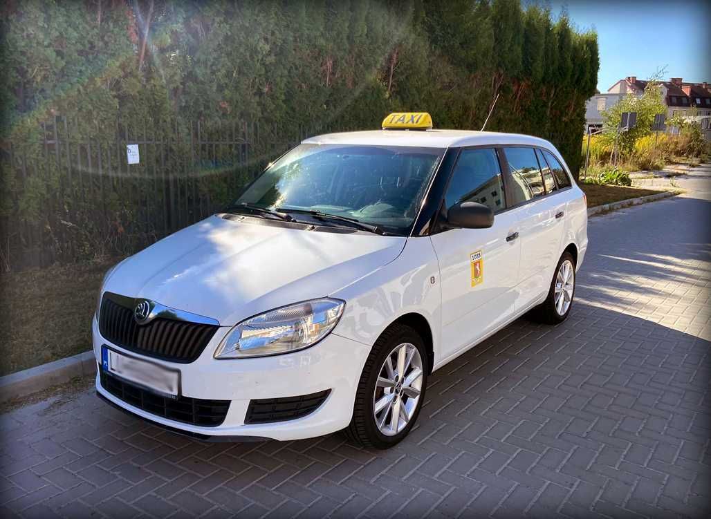 Wynajem TAXI LUBLIN Toyota Corolla, Prius, Fabia BLIQ BOLT UBER FN