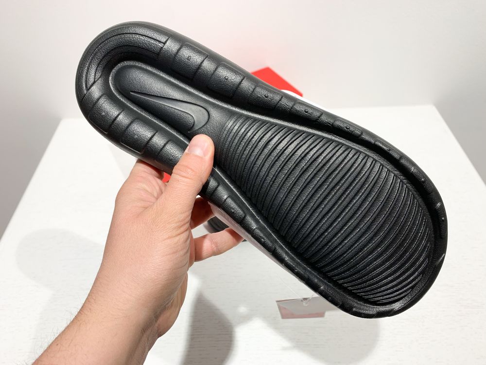 тапочки Nike Victori One Slide CN9675-005